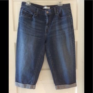 Levi Brand Capri Jeans